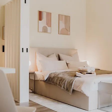 Llr Design - Soleil Blanc Im Zentrum Von *