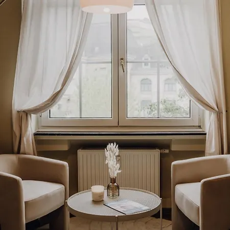 Llr Design - Soleil Blanc Im Zentrum Von